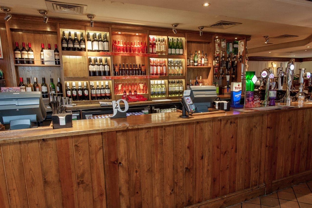 Premier Inn Kettering Bagian luar foto